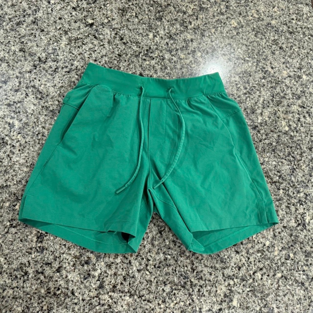 Lululemon Mens Zeroed In Linerless Shorts Green XS LM7BJSS